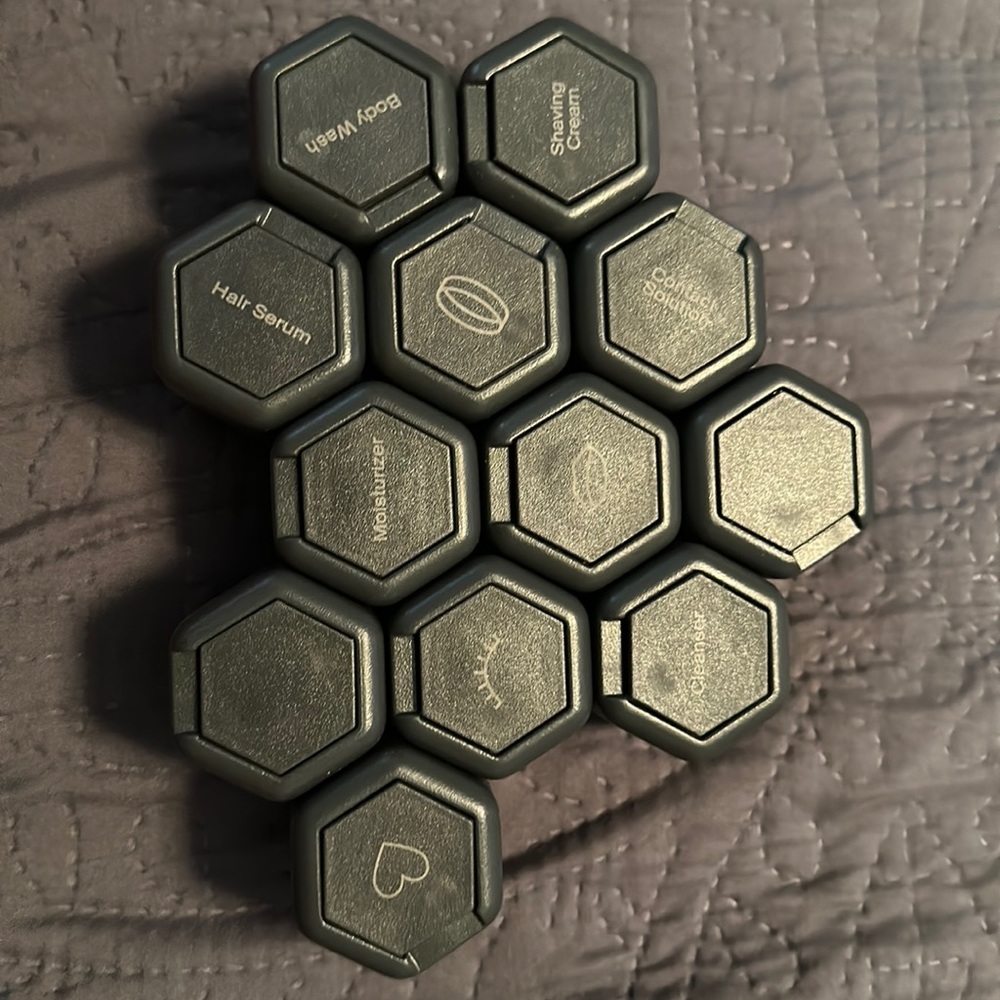 Set of 12 grey Candence Travel Containers